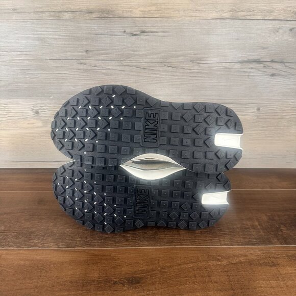 Nike Phoenix Waffle Womens Size 9 Summit White Sanddrift Sail Black FD2196 100 - Picture 8 of 9